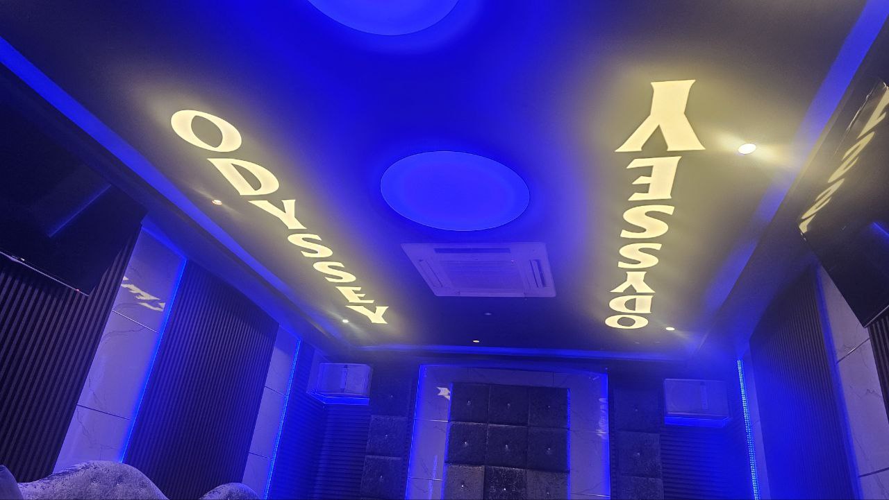 호치민 오딧세이 가라오케