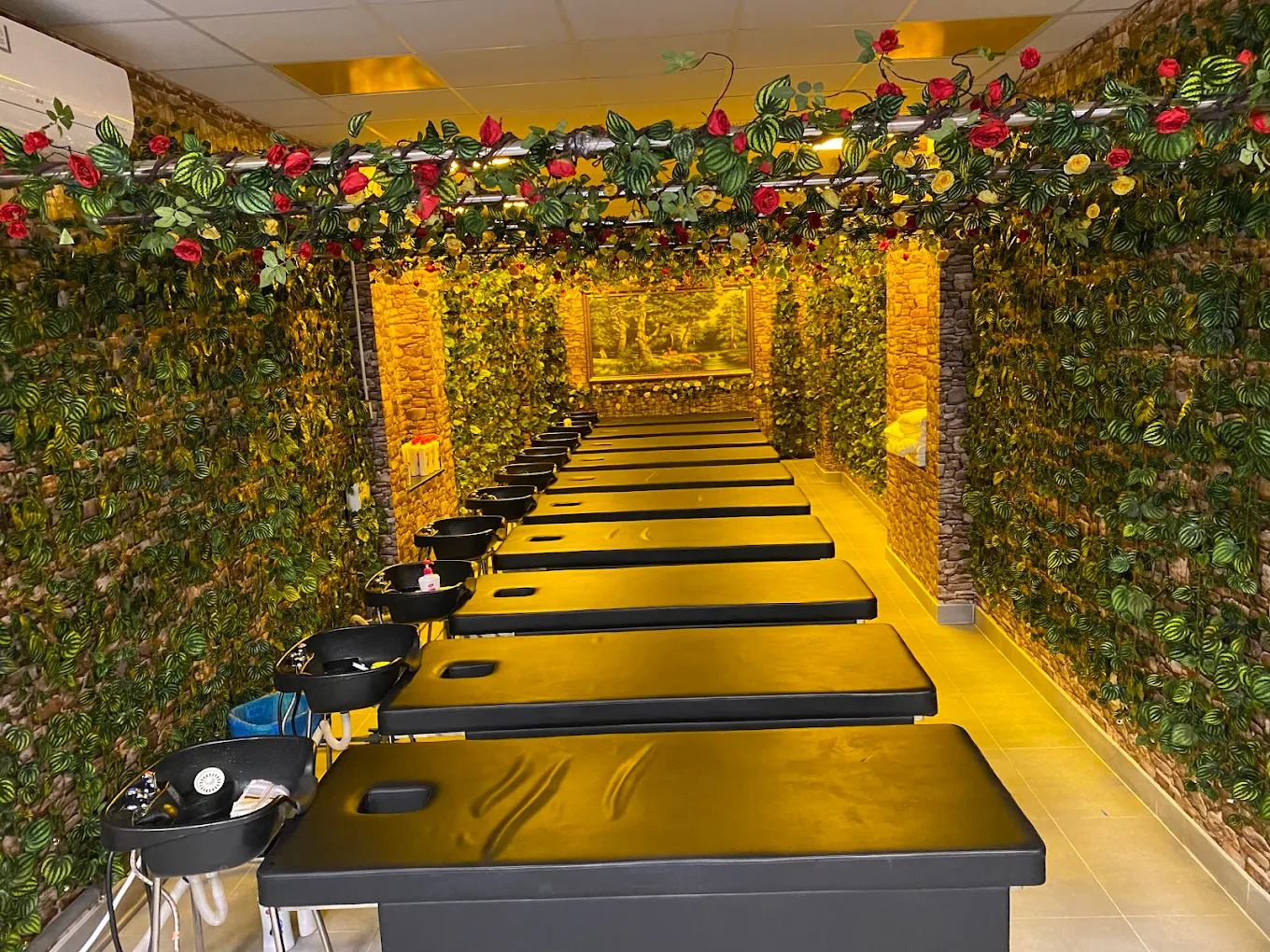 호치민 황제 이발소