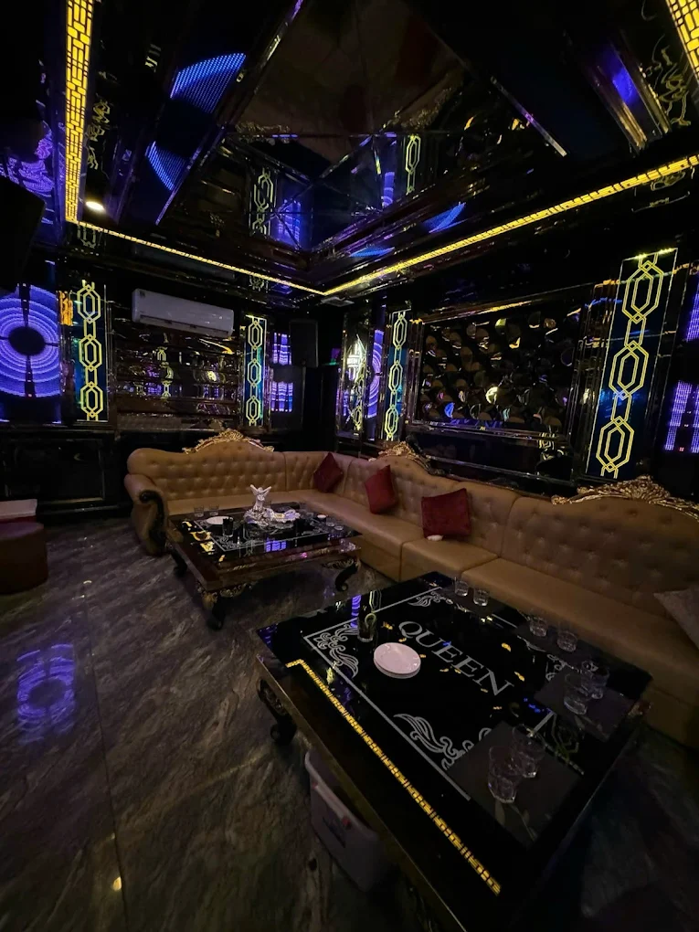 호치민 97 가라오케