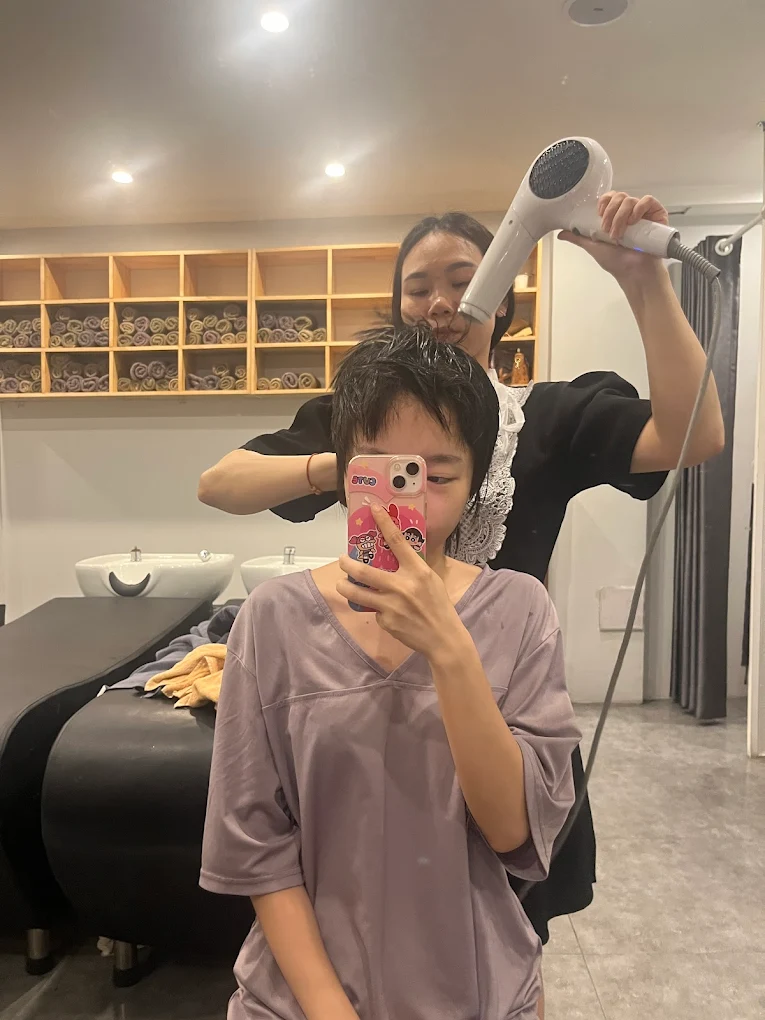 호치민 훈이네 이발소